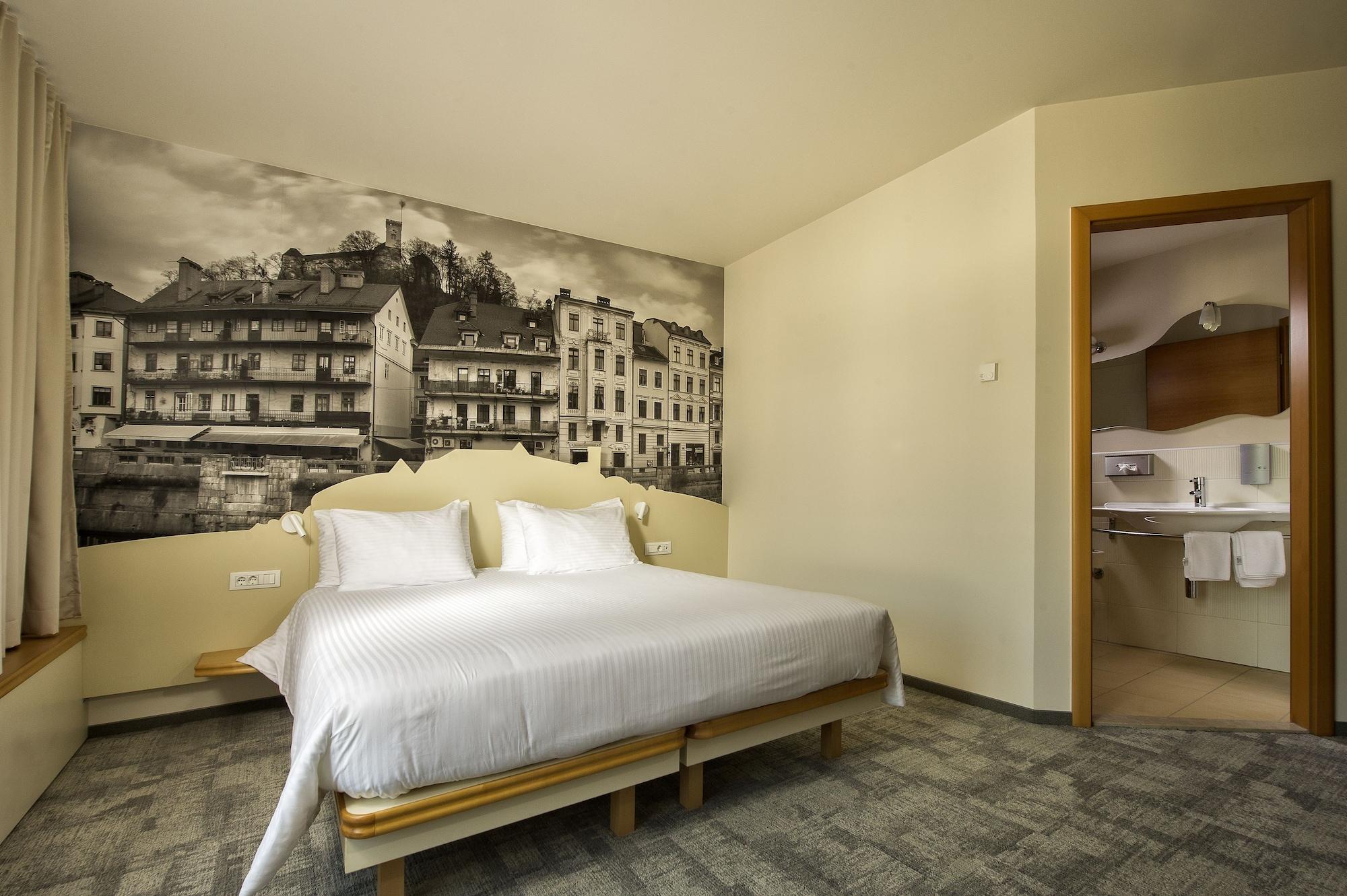 City Hotel Ljubljana Hotel 4*