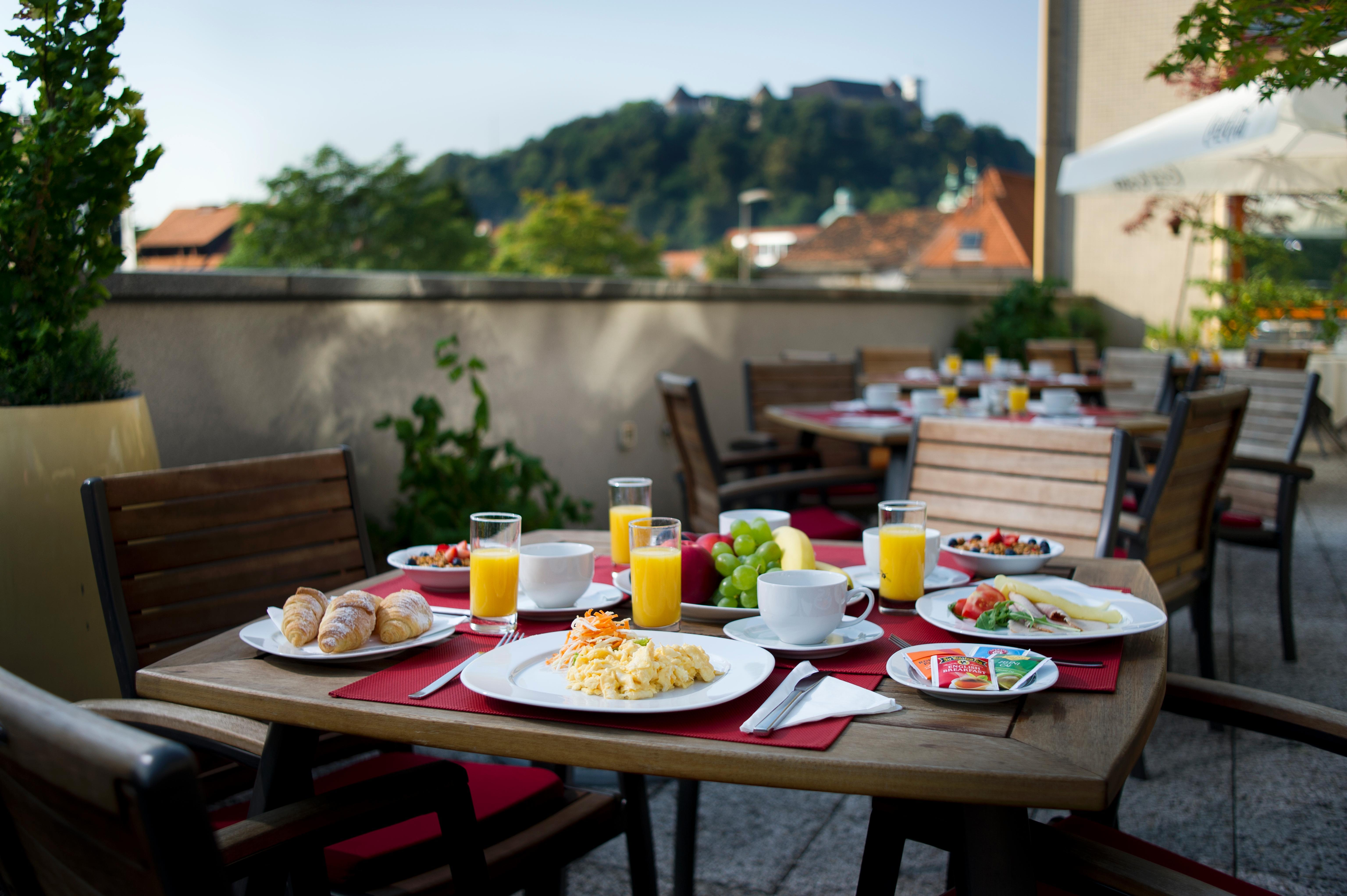 Hotel City Hotel Ljubljana 4*